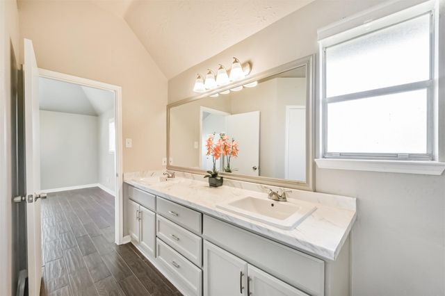 3013 Flower Field Lane 4, Pearland, TX 77584