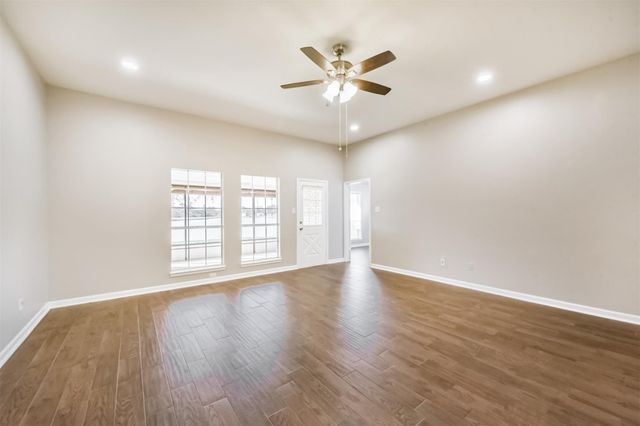 3013 Flower Field Lane 4, Pearland, TX 77584