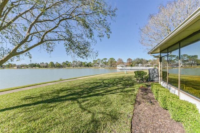 3013 Flower Field Lane 4, Pearland, TX 77584