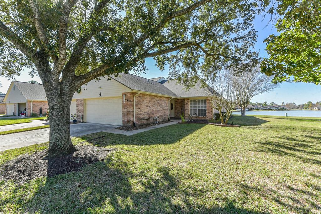 3013 Flower Field Lane 4, Pearland, TX 77584