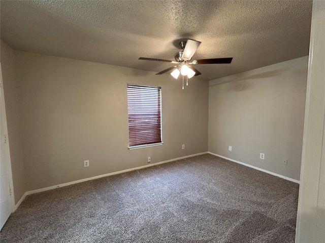 4916 Brianhill Drive B, Fort Worth, TX 76135