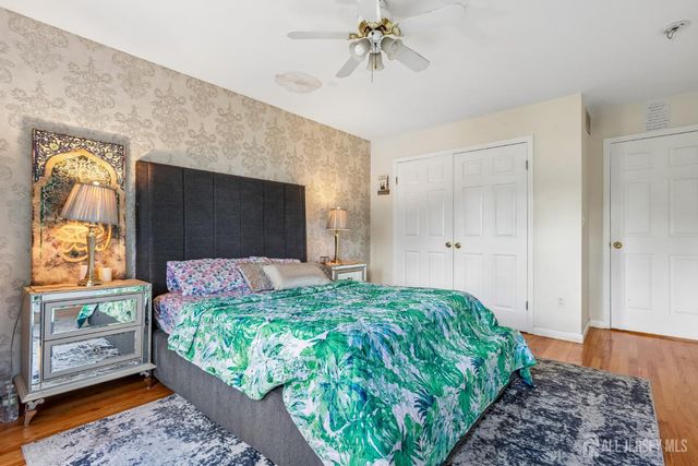 489 Plainfield Road, Edison, NJ 08820