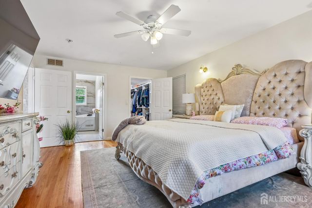 489 Plainfield Road, Edison, NJ 08820