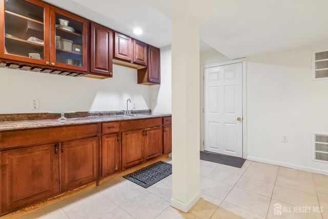489 Plainfield Road, Edison, NJ 08820