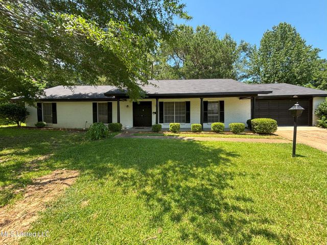 1158 Greenbriar Street, Jackson, MS 39211