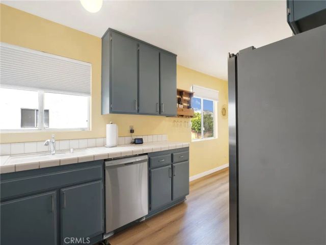 10030 Owensmouth 25, Chatsworth, CA 91311