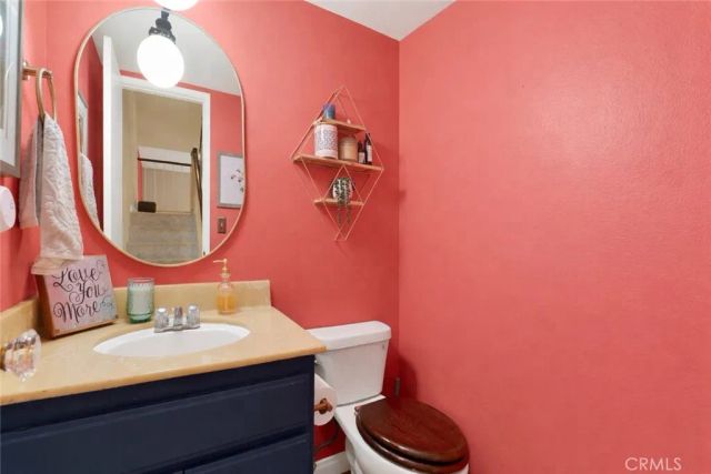 10030 Owensmouth 25, Chatsworth, CA 91311