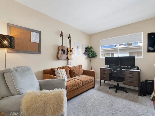 10030 Owensmouth 25, Chatsworth, CA 91311