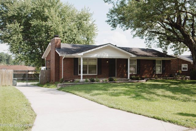 9013 Lyneve Dr, Louisville, KY 40272