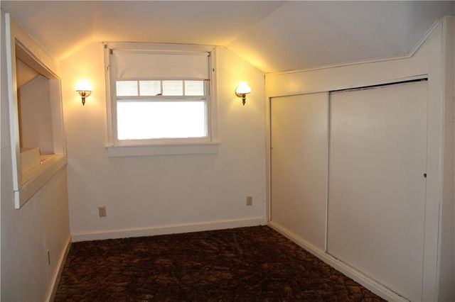 2011 S English Street, Pittsburg, KS 66762