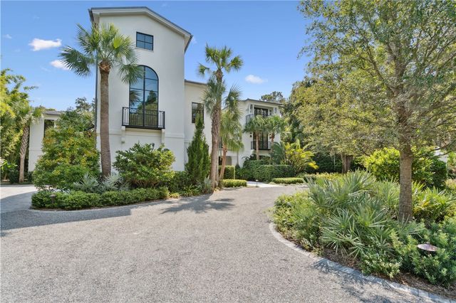 492 Forest Road, Sea Island, GA 31561