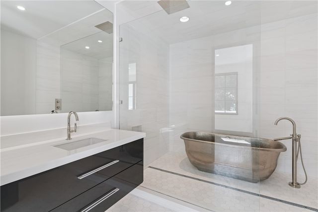 492 Forest Road, Sea Island, GA 31561