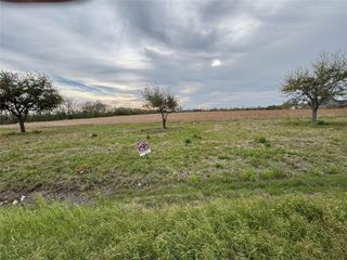 01 County Road 46, Danbury, TX 77534