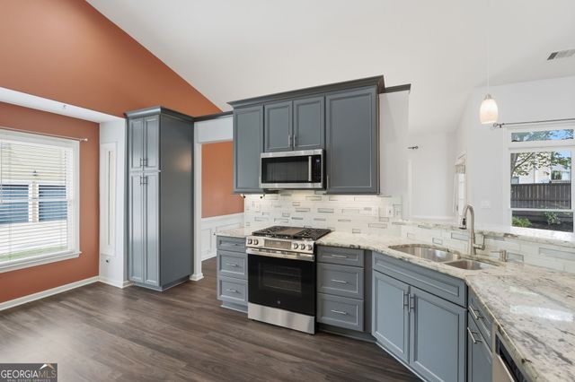 2520 Green Meadow Way, Cumming, GA 30041