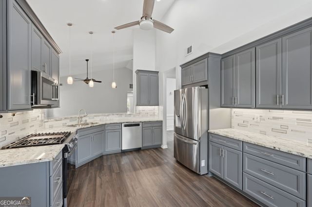 2520 Green Meadow Way, Cumming, GA 30041