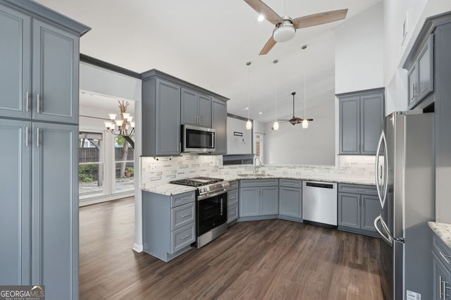 2520 Green Meadow Way, Cumming, GA 30041