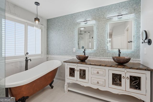 2520 Green Meadow Way, Cumming, GA 30041