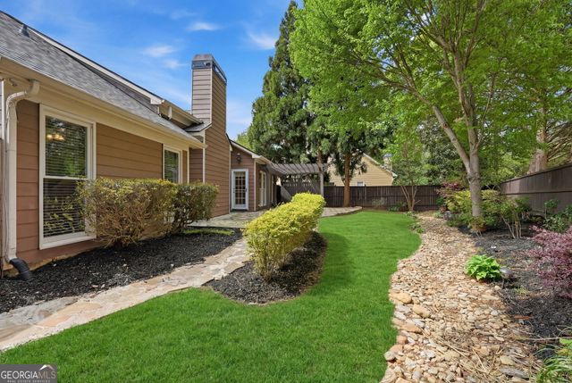 2520 Green Meadow Way, Cumming, GA 30041