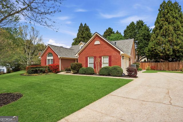 2520 Green Meadow Way, Cumming, GA 30041