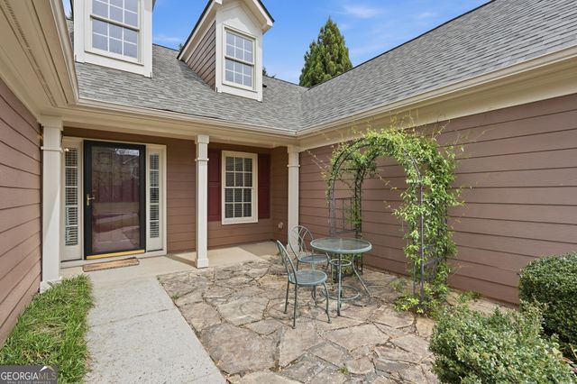 2520 Green Meadow Way, Cumming, GA 30041