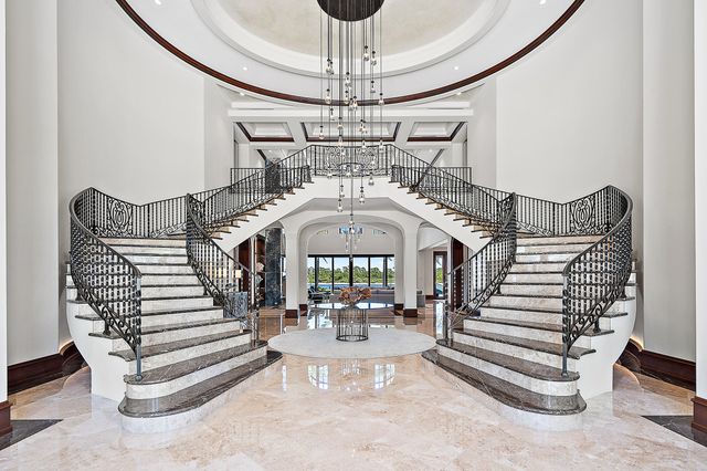 176 Spyglass Lane, Jupiter, FL 33477