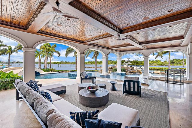 176 Spyglass Lane, Jupiter, FL 33477