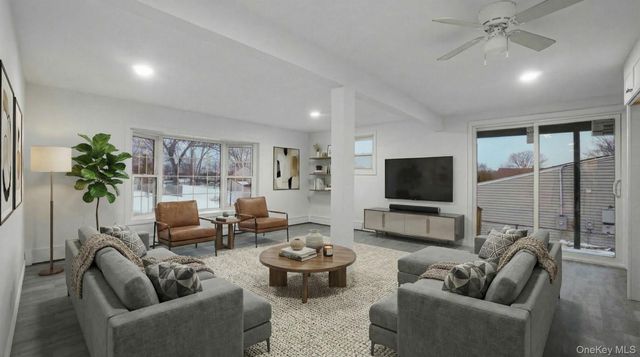 35 John Street, Port Jefferson Station, NY 11776