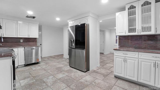 35 John Street, Port Jefferson Station, NY 11776