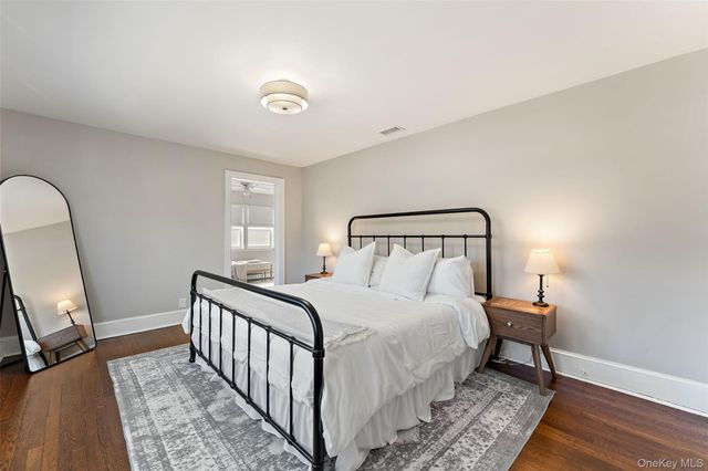 9 Rutgers Place, Scarsdale, NY 10583