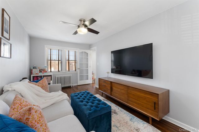 9 Rutgers Place, Scarsdale, NY 10583