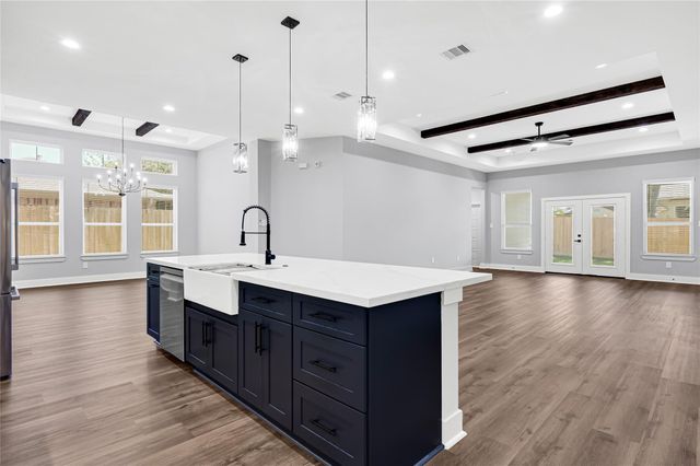 12319 Hawthorne Drive, Montgomery, TX 77356