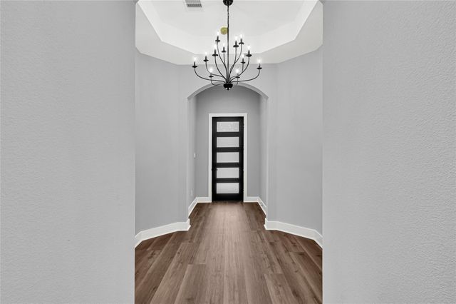 12319 Hawthorne Drive, Montgomery, TX 77356