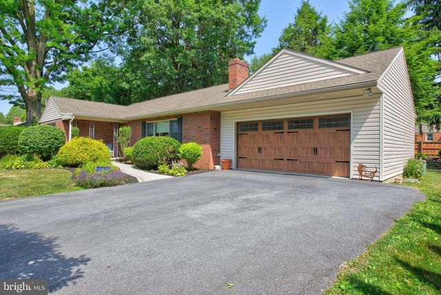 81 SUNRISE AVE, Lancaster, PA 17601