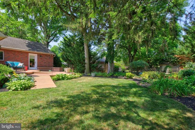 81 SUNRISE AVE, Lancaster, PA 17601