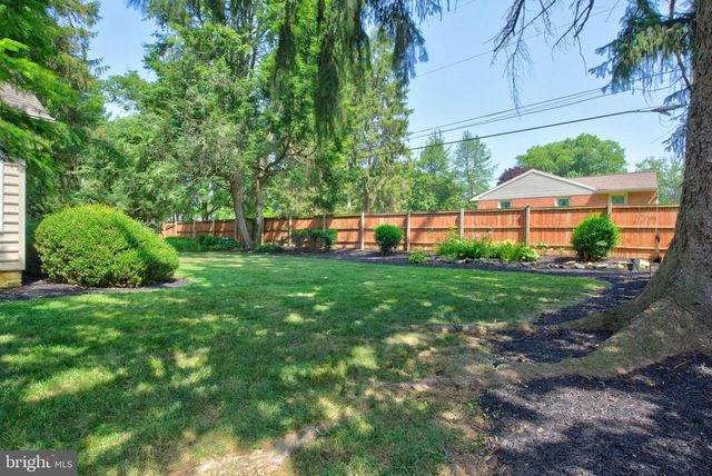 81 SUNRISE AVE, Lancaster, PA 17601