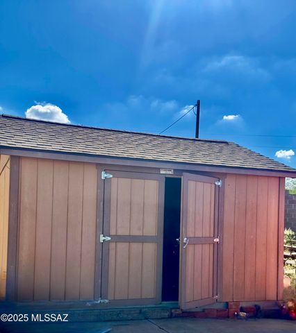 13401 E Walts Way, Vail, AZ 85641