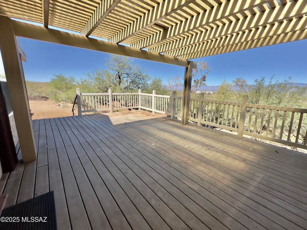 13401 E Walts Way, Vail, AZ 85641