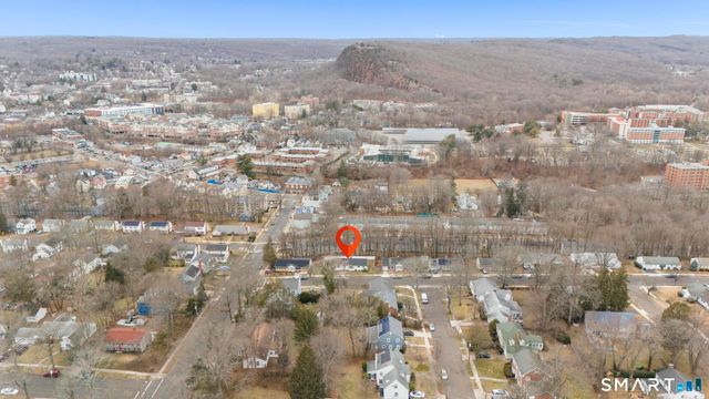 14 Roger White Drive, New Haven, CT 06511