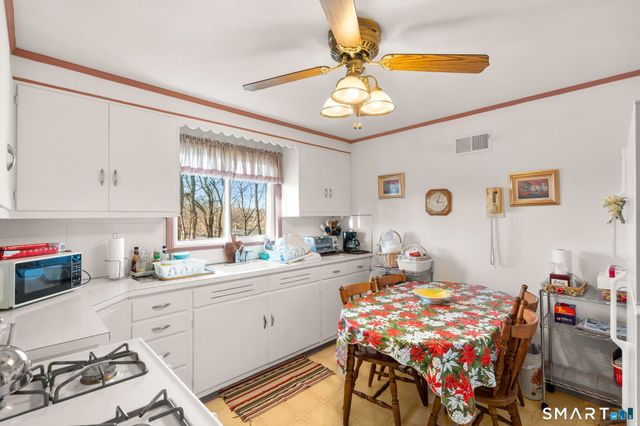 14 Roger White Drive, New Haven, CT 06511