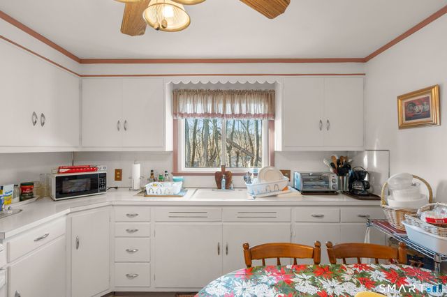 14 Roger White Drive, New Haven, CT 06511