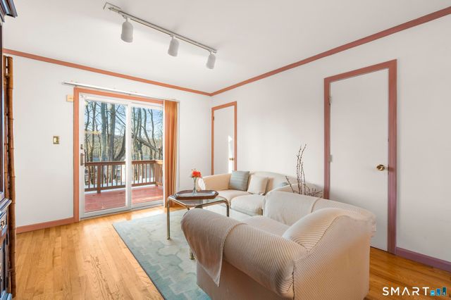 14 Roger White Drive, New Haven, CT 06511