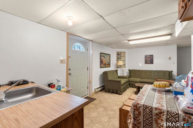 14 Roger White Drive, New Haven, CT 06511