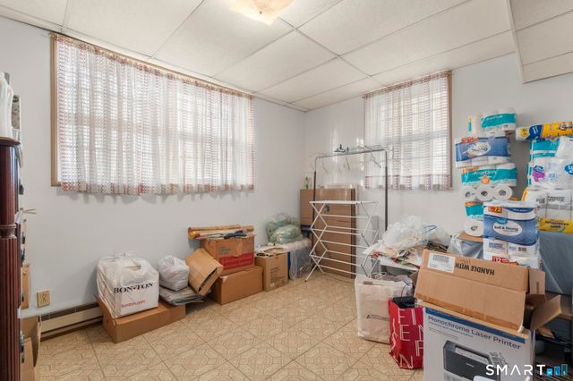 14 Roger White Drive, New Haven, CT 06511