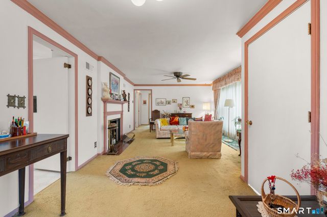 14 Roger White Drive, New Haven, CT 06511