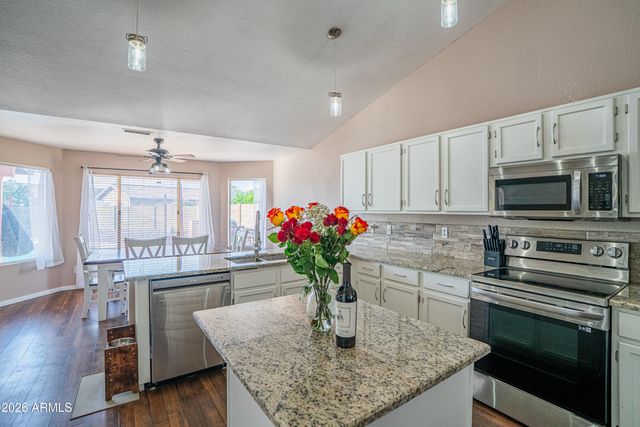 4912 W BOSTON Street, Chandler, AZ 85226