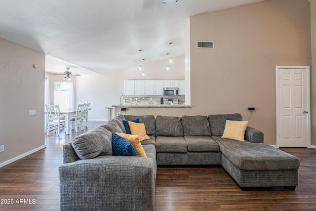 4912 W BOSTON Street, Chandler, AZ 85226