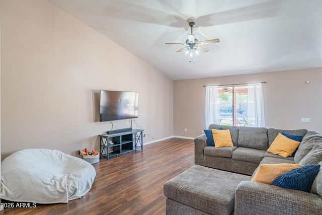 4912 W BOSTON Street, Chandler, AZ 85226