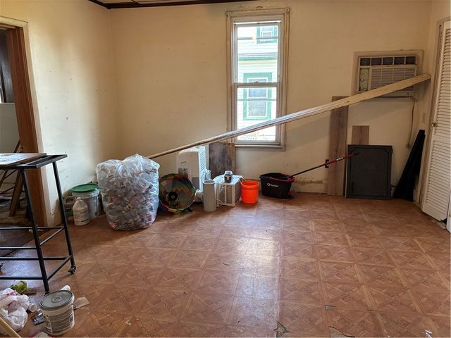 29 Buffalo Road North, Hopewell, PA 15301