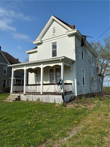 29 Buffalo Road North, Hopewell, PA 15301