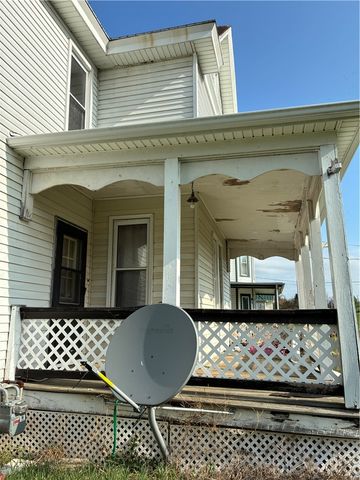 29 Buffalo Road North, Hopewell, PA 15301
